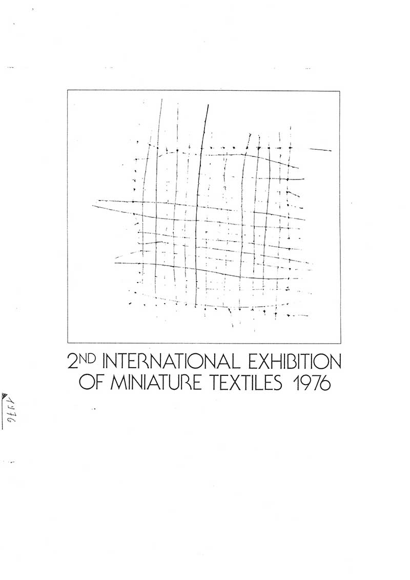 《2nd International Exhibition of Miniature Textiles 1976》 도록 중 이응노 수록 부분