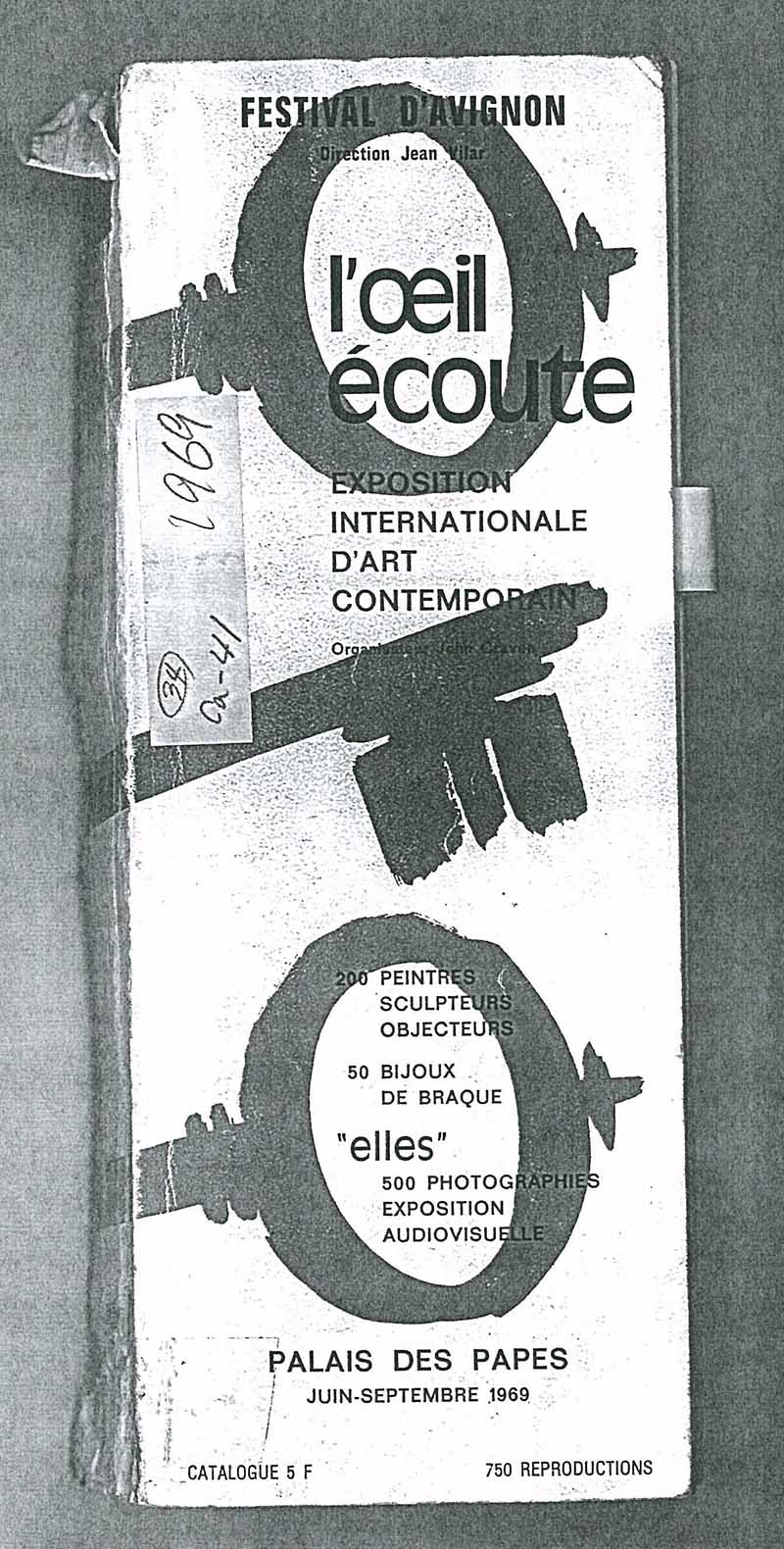 《l'oeil écoute》 도록 중 이응노 수록 부분